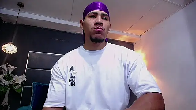 Snapshot of teddyfit19cm chatting on 09-11-25, 01:55 teddyfit19cm online show from 09-11-25, 01:55