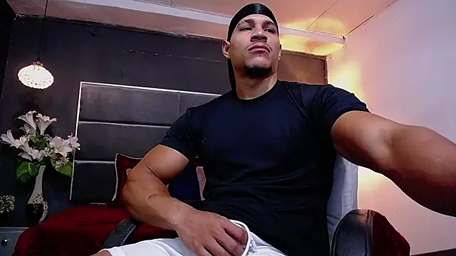 Snapshot of teddyfit19cm chatting on 09-16-25, 01:45 teddyfit19cm online show from 09-16-25, 01:45