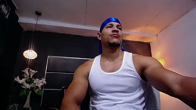 Snapshot of teddyfit19cm chatting on 09-17-25, 01:24 teddyfit19cm online show from 09-17-25, 01:24