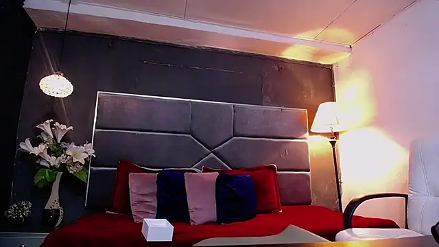 Snapshot of teddyfit19cm chatting on 10-09-25, 02:04 teddyfit19cm online show from 10-09-25, 02:04