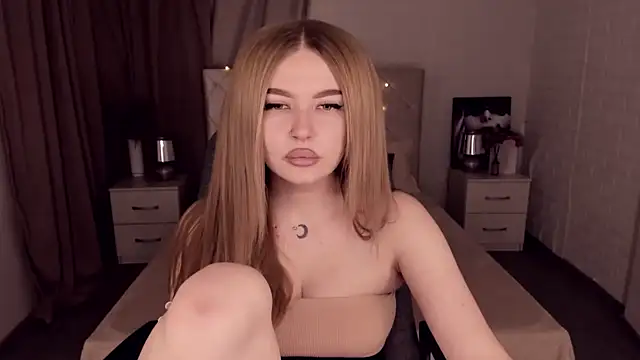 Snapshot of ViolettaLopez chatting on 01-23-25, 11:48 ViolettaLopez online show from 01-23-25, 11:48