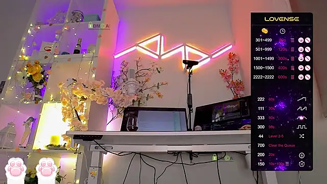 Elena-Marilyn online show from 02-05-26, 08:46