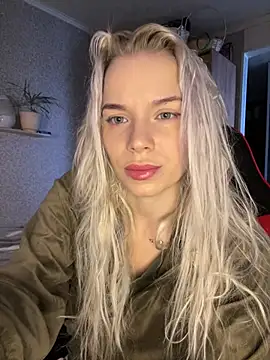 Snapshot of SIMBA_BOS chatting on 01-14-26, 03:23 SIMBA BOS online show from 01-14-26, 03:23