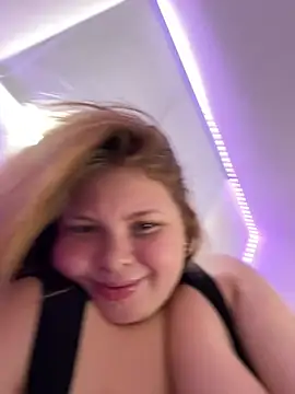 AshlyRouse online show from 03-09-25, 12:31