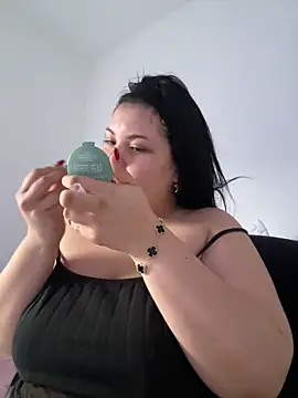 AshlyRouse online show from 10-04-25, 11:30