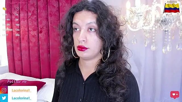 Snapshot of LaColorina_ chatting on 02-25-25, 05:30 LaColorina online show from 02-25-25, 05:30