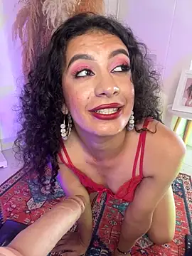 Snapshot of LaColorina_ chatting on 10-06-25, 06:27 LaColorina online show from 10-06-25, 06:27