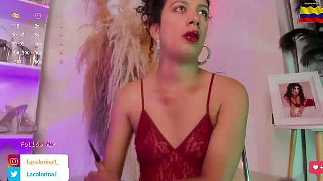 Snapshot of LaColorina_ chatting on 10-24-25, 06:48 LaColorina online show from 10-24-25, 06:48