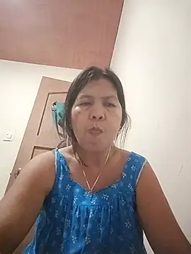 TropicalFlower online show from 07-29-26, 10:57