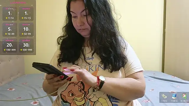 Snapshot of BBW_MILF_4U chatting on 03-06-25, 12:41 BBW MILF 4U online show from 03-06-25, 12:41