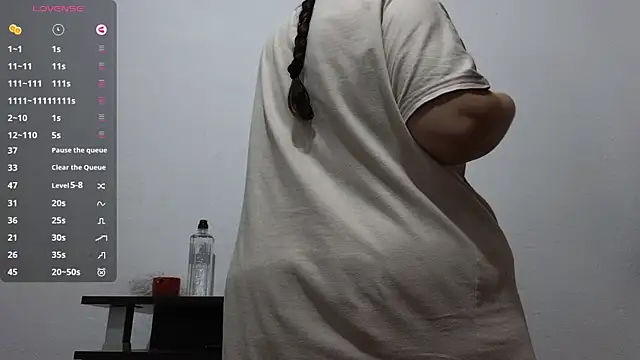 Snapshot of BBW_MILF_4U chatting on 11-23-25, 10:15 BBW MILF 4U online show from 11-23-25, 10:15