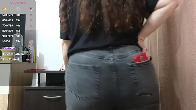 BBW MILF 4U online show from 04-17-26, 11:13