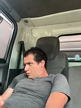 Snapshot of Thickveinyy chatting on 02-25-26, 03:54 Thickveinyy online show from 02-25-26, 03:54