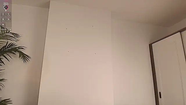 Alice N Wooderland online show from 02-16-25, 02:53