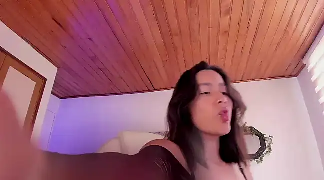 Snapshot of kinky_rider chatting on 12-11-24, 09:23 kinky rider online show from 12-11-24, 09:23