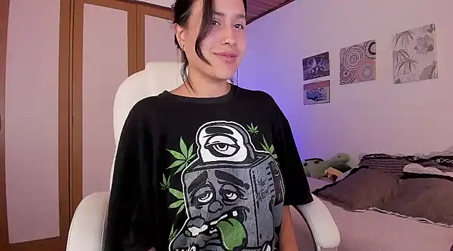 Snapshot of kinky_rider chatting on 12-19-24, 04:23 kinky rider online show from 12-19-24, 04:23