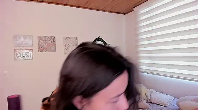 Snapshot of kinky_rider chatting on 02-01-25, 10:55 kinky rider online show from 02-01-25, 10:55