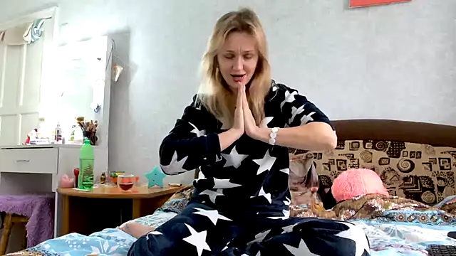 ModelEva online show from 01-25-25, 09:47