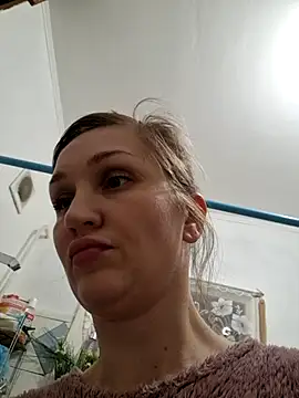 ModelEva online show from 03-20-25, 06:09