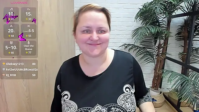 ScarlettSoft online show from 12-16-24, 12:06