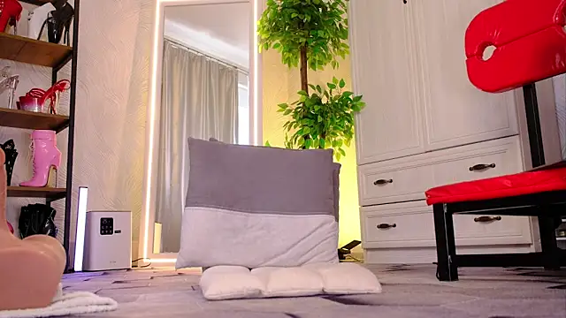 Angelalive online show from 06-29-26, 10:15