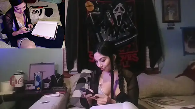 Snapshot of NativeNymph chatting on 10-08-25, 03:37 NativeNymph online show from 10-08-25, 03:37