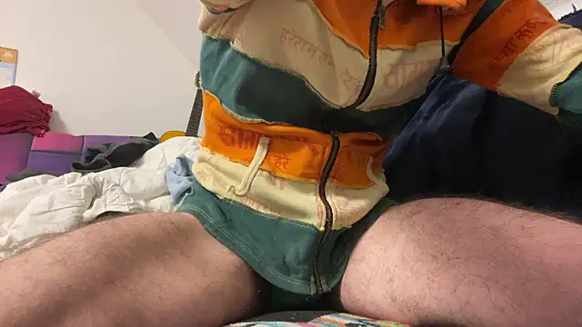 Snapshot of BodyPlayer4u chatting on 12-14-25, 07:51 BodyPlayer4u online show from 12-14-25, 07:51