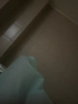 alextang2005 online show from 09-23-25, 11:24