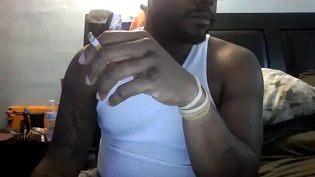 Snapshot of ReeferMadness59 chatting on 09-28-25, 01:38 ReeferMadness59 online show from 09-28-25, 01:38