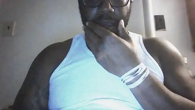 Snapshot of ReeferMadness59 chatting on 10-07-25, 03:58 ReeferMadness59 online show from 10-07-25, 03:58