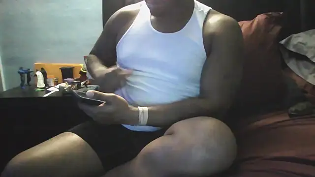 Snapshot of ReeferMadness59 chatting on 11-23-25, 03:06 ReeferMadness59 online show from 11-23-25, 03:06