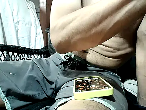 HungHawaiian808xh online show from 11-05-25, 08:53