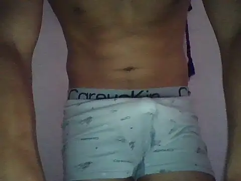 Snapshot of Angel_rincon chatting on 10-21-25, 09:48 Angel rincon online show from 10-21-25, 09:48