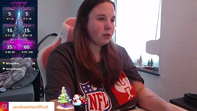 AureliaWinter online show from 12-10-24, 10:28