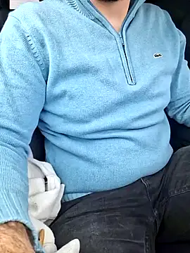 Snapshot of cteddybear chatting on 12-19-24, 12:23 cteddybear online show from 12-19-24, 12:23