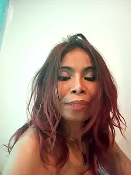 Snapshot of AmyVR chatting on 11-08-25, 01:50 AmyVR online show from 11-08-25, 01:50