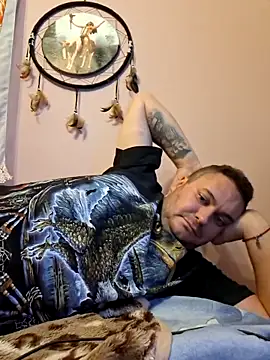 Snapshot of nemes2 chatting on 10-17-25, 06:43 nemes2 online show from 10-17-25, 06:43