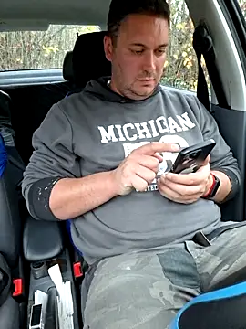 Snapshot of nemes2 chatting on 11-11-25, 03:01 nemes2 online show from 11-11-25, 03:01