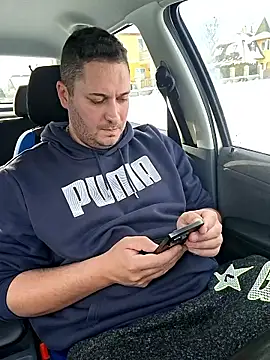 Snapshot of nemes2 chatting on 01-11-26, 09:25 nemes2 online show from 01-11-26, 09:25