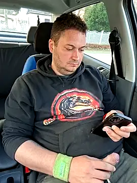 Snapshot of nemes2 chatting on 03-05-26, 06:09 nemes2 online show from 03-05-26, 06:09