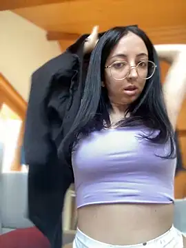 Snapshot of NattCastillo chatting on 01-24-25, 09:17 NattCastillo online show from 01-24-25, 09:17