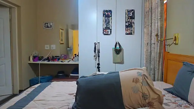 Hotgrannyx online show from 01-21-25, 08:41