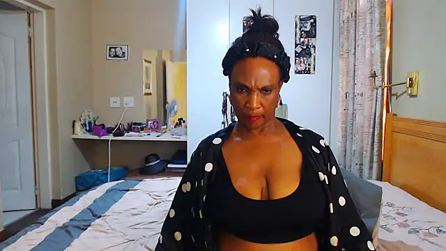 Hotgrannyx online show from 01-28-25, 03:25