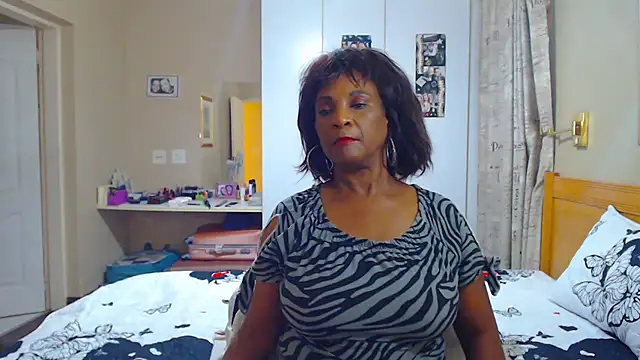 Hotgrannyx online show from 02-18-25, 12:17