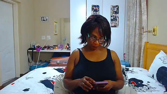 Hotgrannyx online show from 03-12-25, 03:40