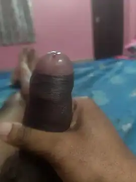 omar23121 online show from 12-29-24, 07:11