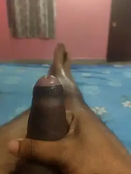 omar23121 online show from 01-02-25, 06:01