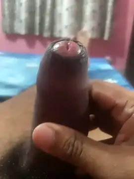 omar23121 online show from 03-08-25, 12:09