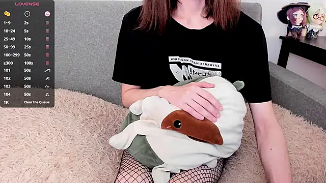 Snapshot of loliwoods chatting on 01-26-25, 04:30 loliwoods online show from 01-26-25, 04:30