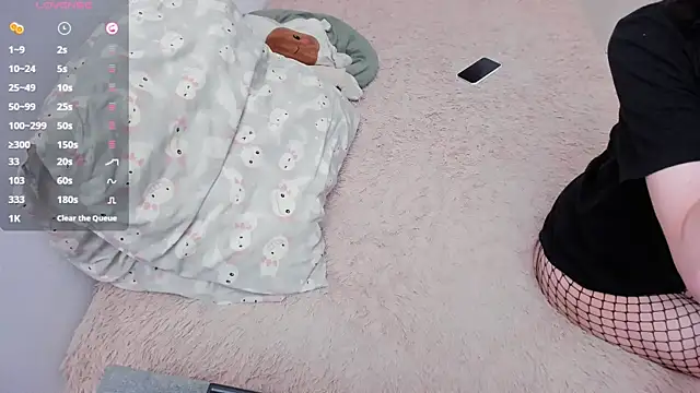 Snapshot of loliwoods chatting on 03-10-26, 11:10 loliwoods online show from 03-10-26, 11:10